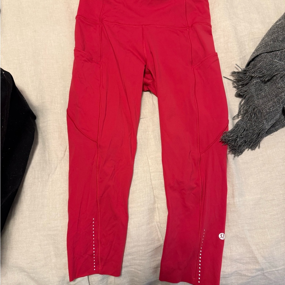 Lululemon leggings pink